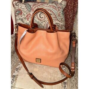 Dooney And Bourke Women's Pebble Grain Large Barlow Apricot NWT msrp $398